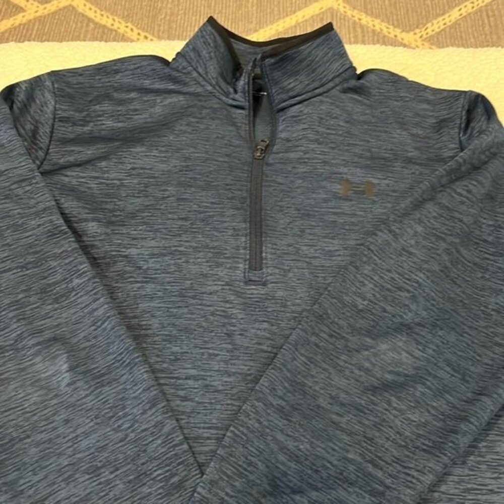 UA heavy quarter zip